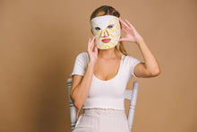 Load image into Gallery viewer, LED Light Therapy Face Mask
